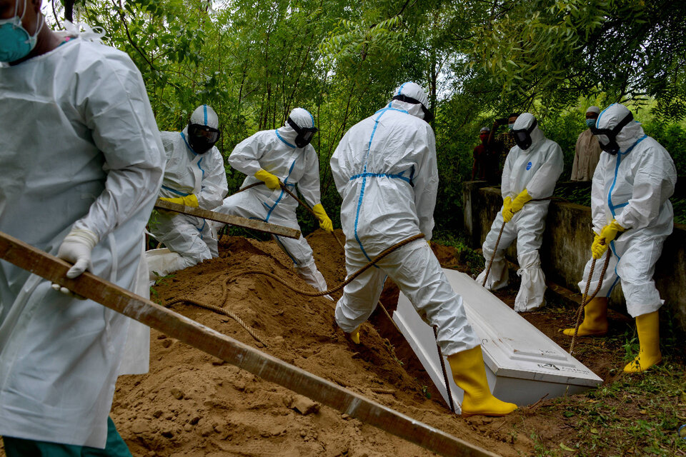 América Latina registra 338.000 fallecimientos y 9,22 millones de contagios. (Fuente: AFP)