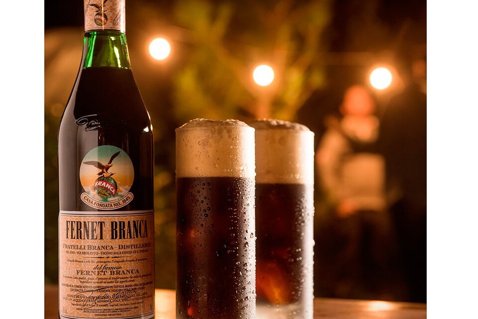 La tradicional bebida sigue con sus operaciones en la Argentina. 