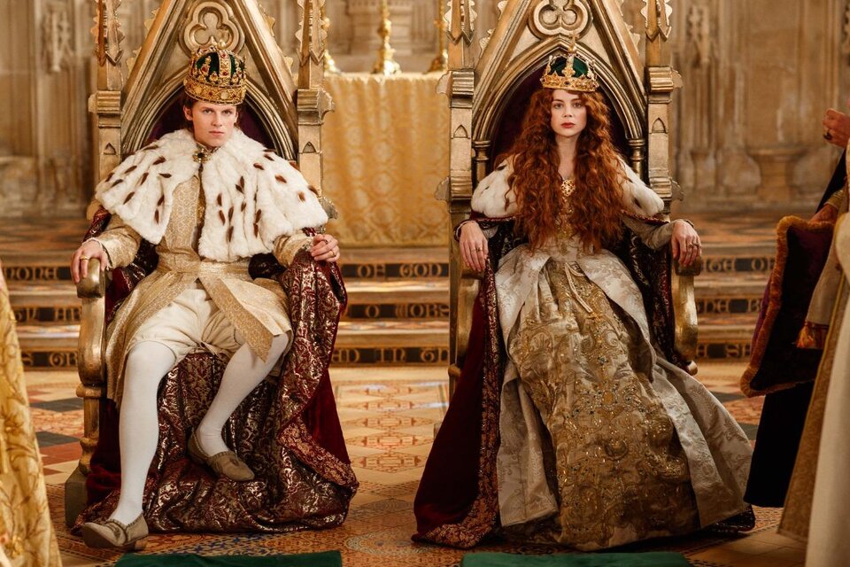  “Era la reina pero no era dueña de su cuerpo”, asegura Ruairi O’Connor quien interpreta a un joven Enrique VIII.