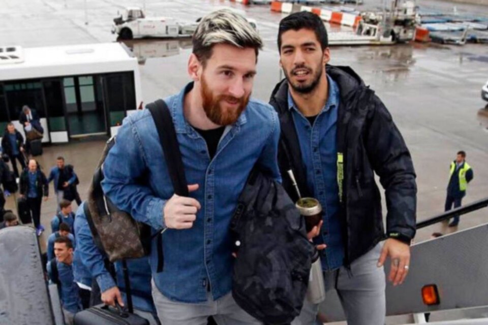 Messi y Suárez viajaron juntos desde Barcelona.