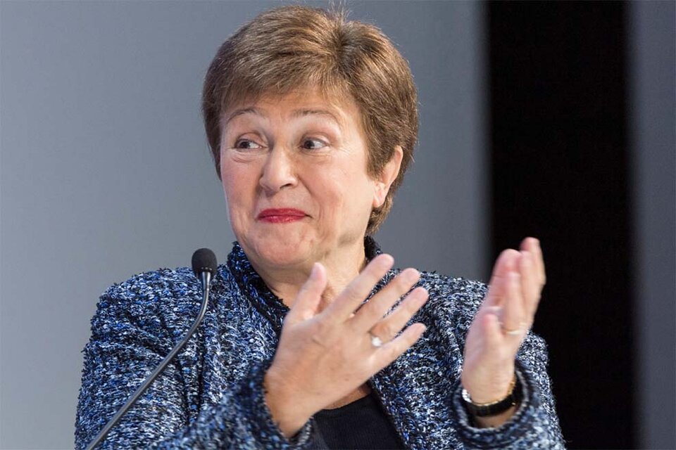 "Venimos a la Argentina, ante todo, para escuchar a las autoridades, para escuchar al pueblo argentino", sostuvo Georgieva. 