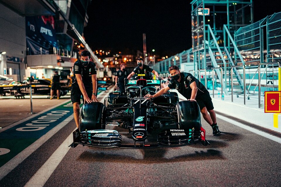 El equipo Mercedes tuvo que activar el protocolo por un positivo entre sus integrantes. (Fuente: Mercedes)