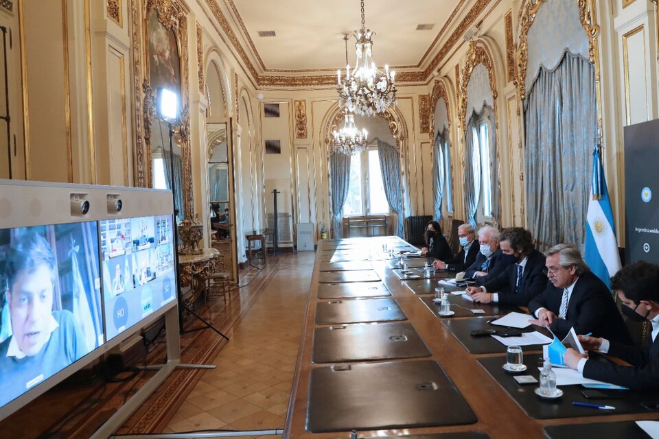 Alberto Fernández y sus ministros mantuvieron un largo encuentro virtual con los gobernadores. (Fuente: Télam)