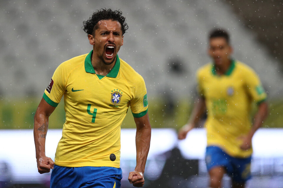 Marquinhos grita el primero de Brasil. (Fuente: EFE)