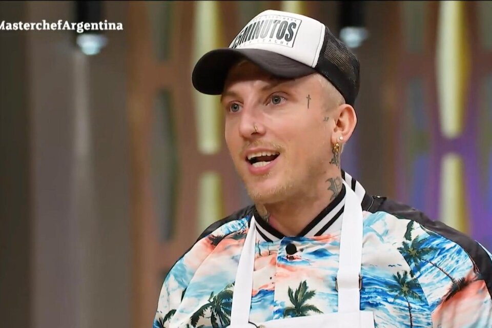 El Polaco estará aislado durante semanas, pero aún no quedó desafectado del certamen. 