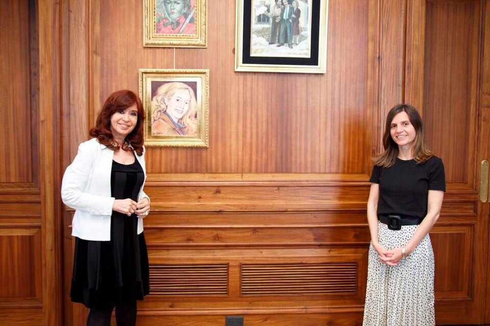 Cristina Kirchner recibió en su despacho a la titular del Anses, Fernanda Raverta.
