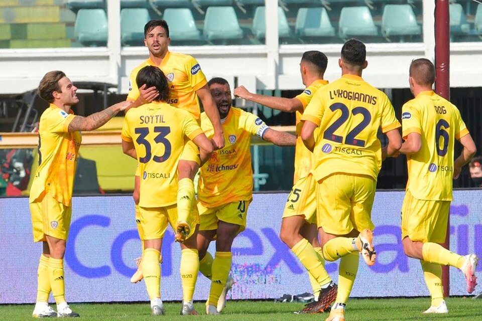 Serie A de Italia: doblete de Gio Simeone en el éxito de Cagliari (Fuente: Twitter)