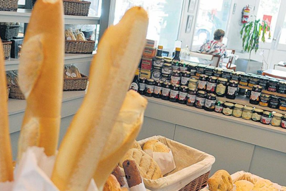 Desde hoy el kilo del pan francés sube a $120 en Salta