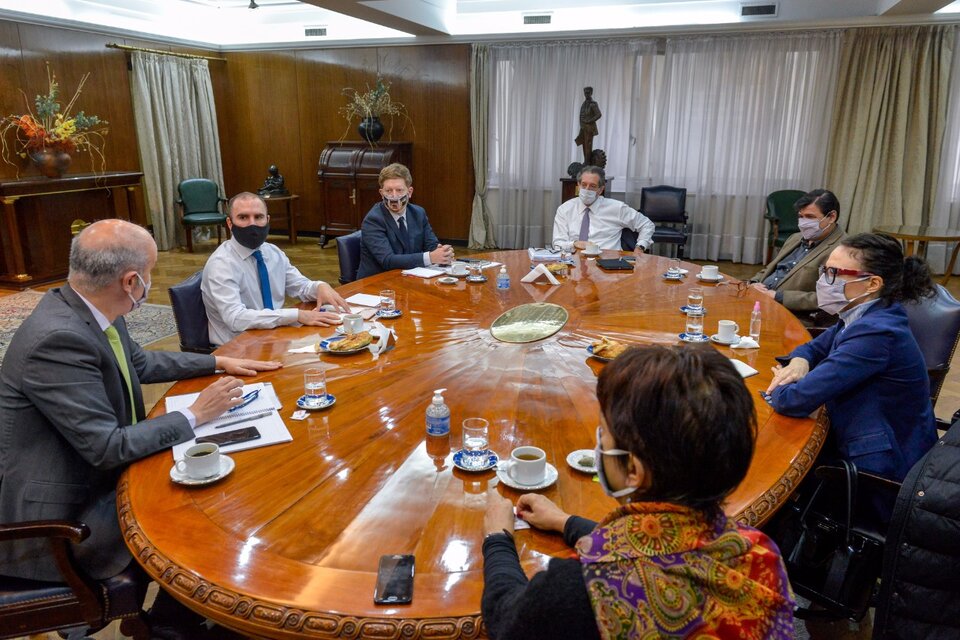 La decisión se tomó en la reunión del gabinete económico. (Fuente: NA)