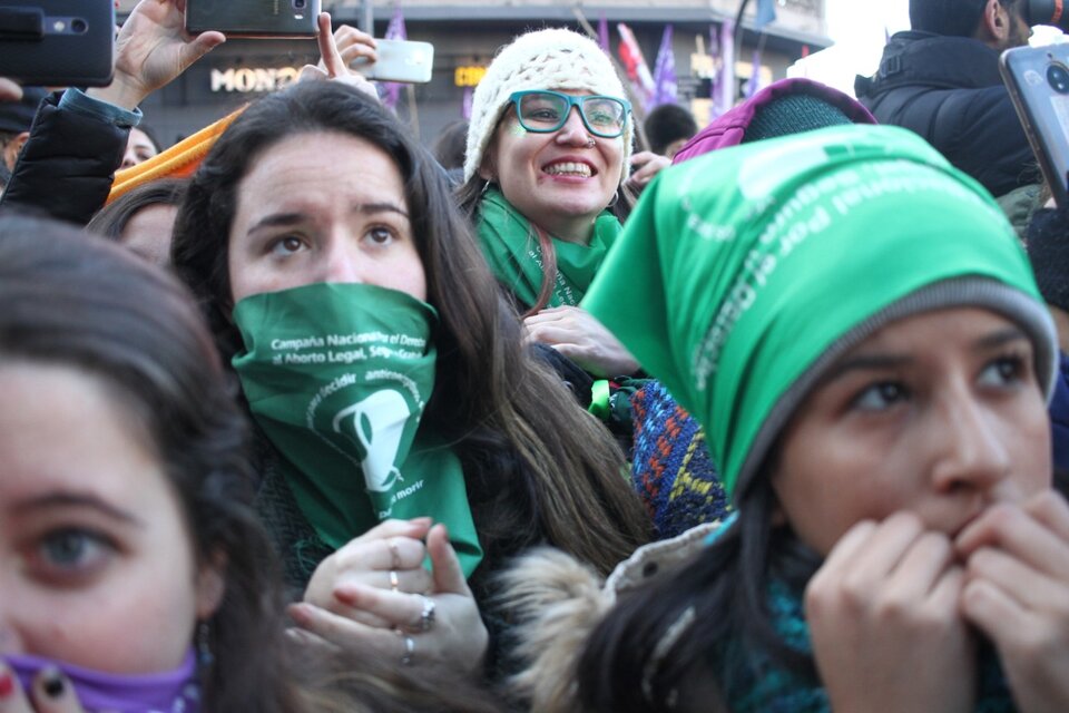 Interrupción del embarazo: Con los pañuelos verdes al Congreso (Fuente: Leandro Teysseire)