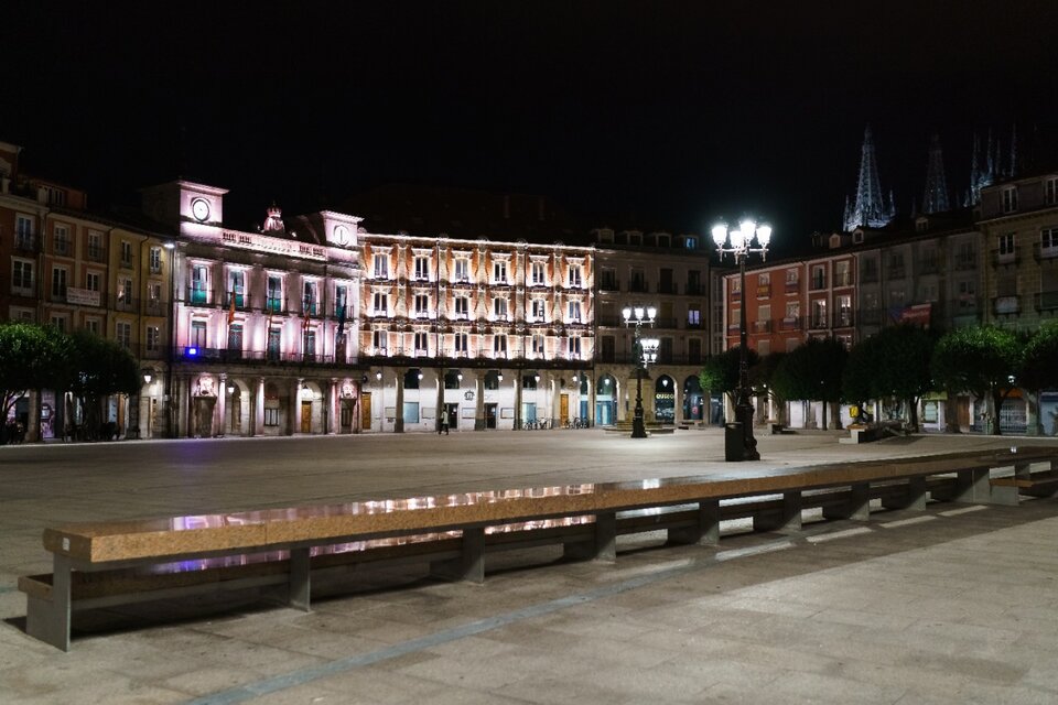 Los efectos del toque de queda en la ciudad de Burgos. (Fuente: AFP)