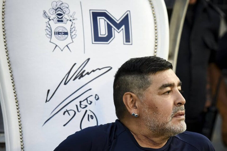 Maradona se perdería el choque entre su Gimnasia y Patronato, este viernes. (Fuente: NA)