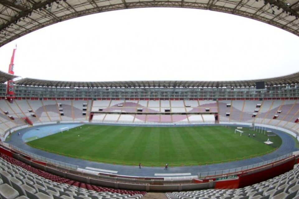 El estadio Nacional de Lima lucirá vacío en partido Perú-Argentina del martes 17. (Fuente: EFE)