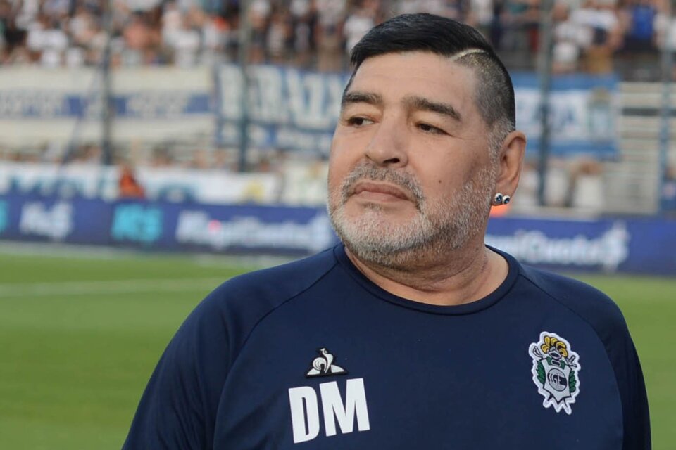 La cirugía que le realizaron a Maradona finalizó de manera exitosa (Fuente: Fotobaires)