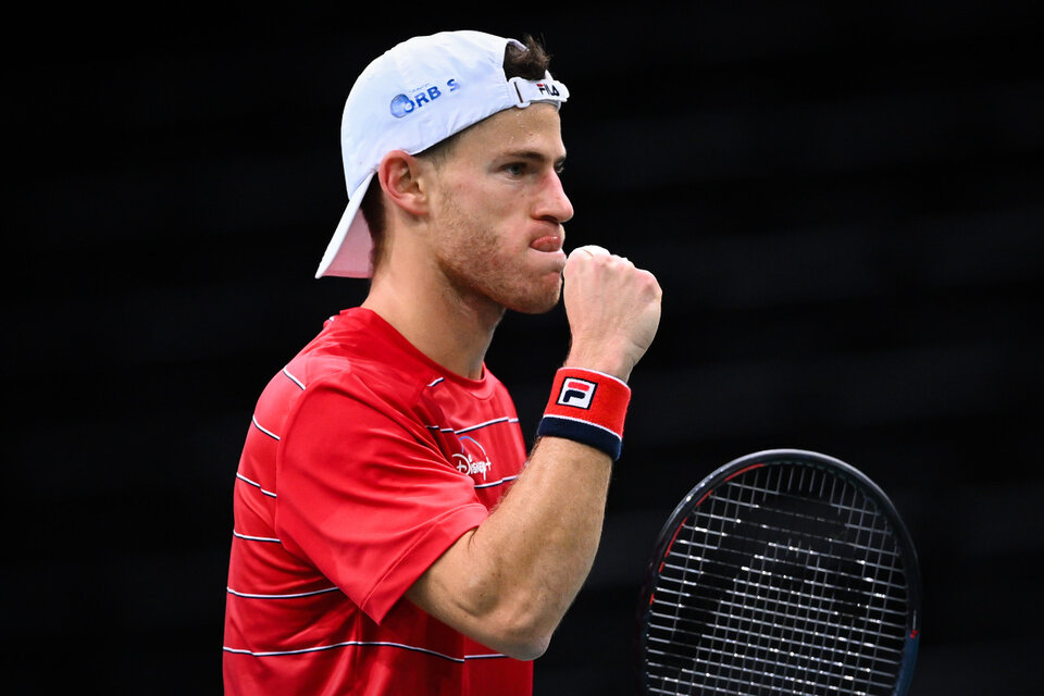 Diego Schwartzman le ganó a Alejandro Davidovich y pasó a cuartos de final del Masters 1000 de París. (Fuente: AFP)