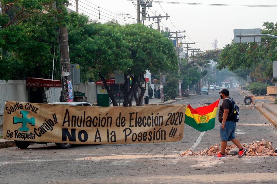 Bloqueos y protesta de la derecha en Santa Cruz de la Sierra