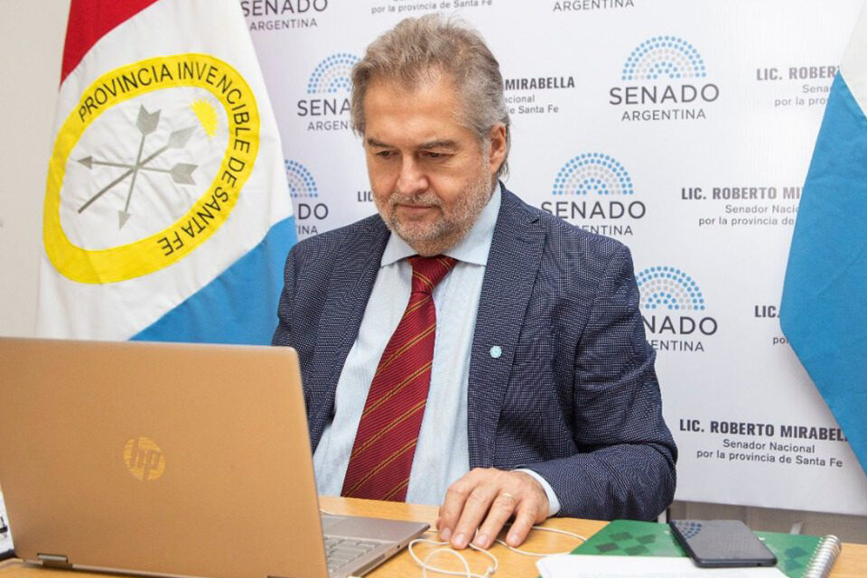 El senador nacional Roberto Mirabella.