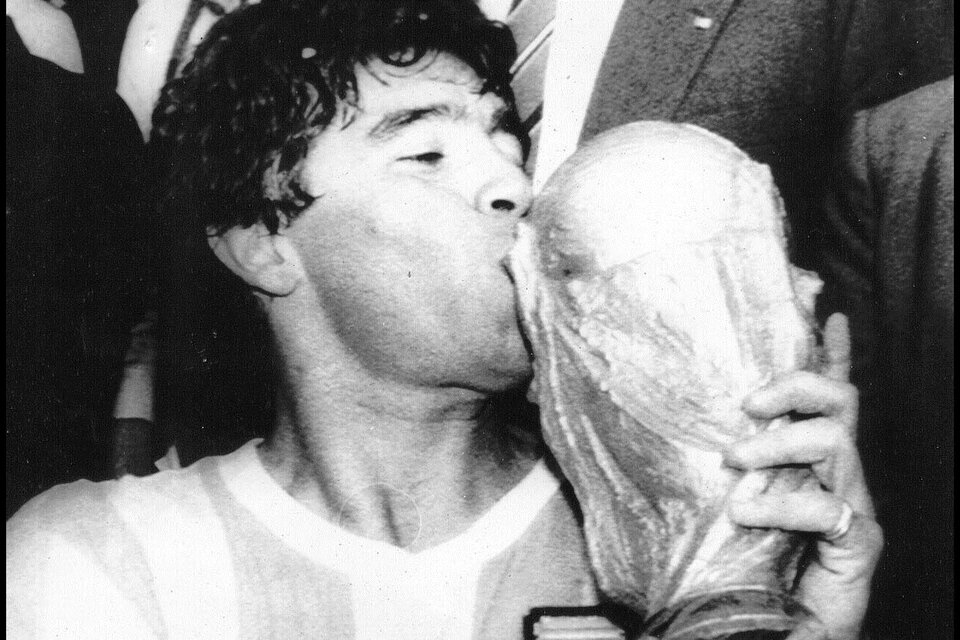 Maradona y la Copa del Mundo, su mayor logro como futbolista.