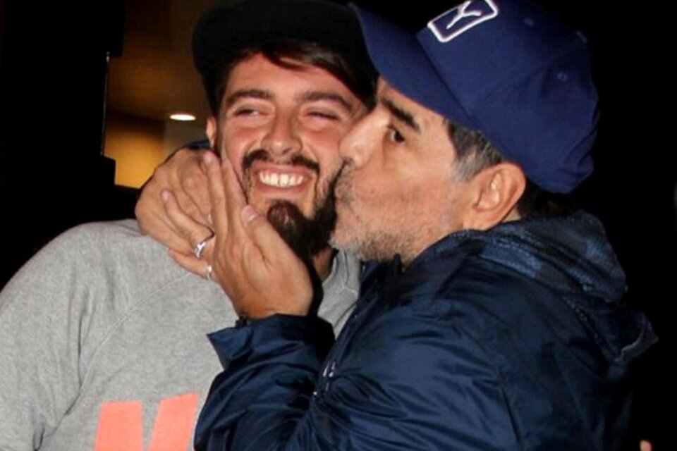 La conmovedora carta de Diego Maradona Junior para su padre: "Nunca vas a morir porque te amaré hasta el último respiro” (Fuente: Instagram)