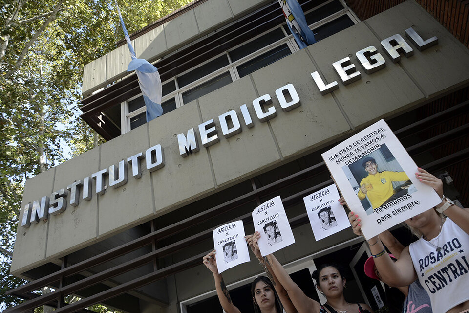 Otra vez, familiares y amigos de "Bocacha" movilizaron al Instituto Médico Legal