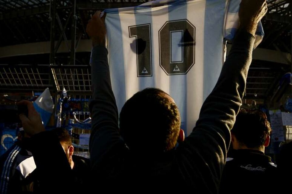 El San Paolo pasará a llamarse Diego Armando Maradona. (Fuente: AFP)