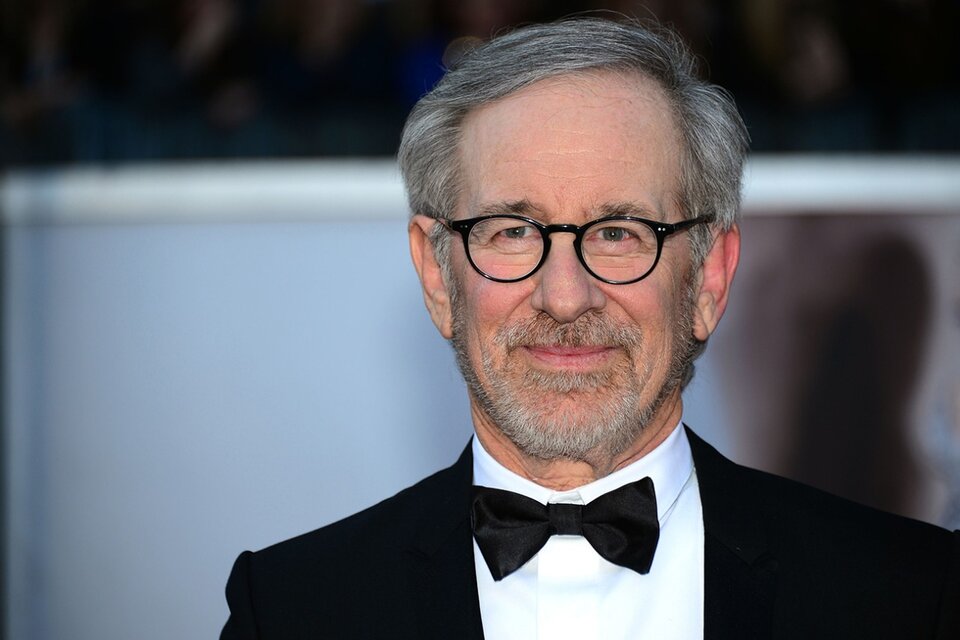 En 1946 nace uno de los cineastas más famosos de la historia, Steven Spielberg. Inició la era de los grandes éxitos de taquilla en 1975 con Tiburón, a la que siguió Encuentros cercanos del tercer tipo.  (Fuente: AFP)