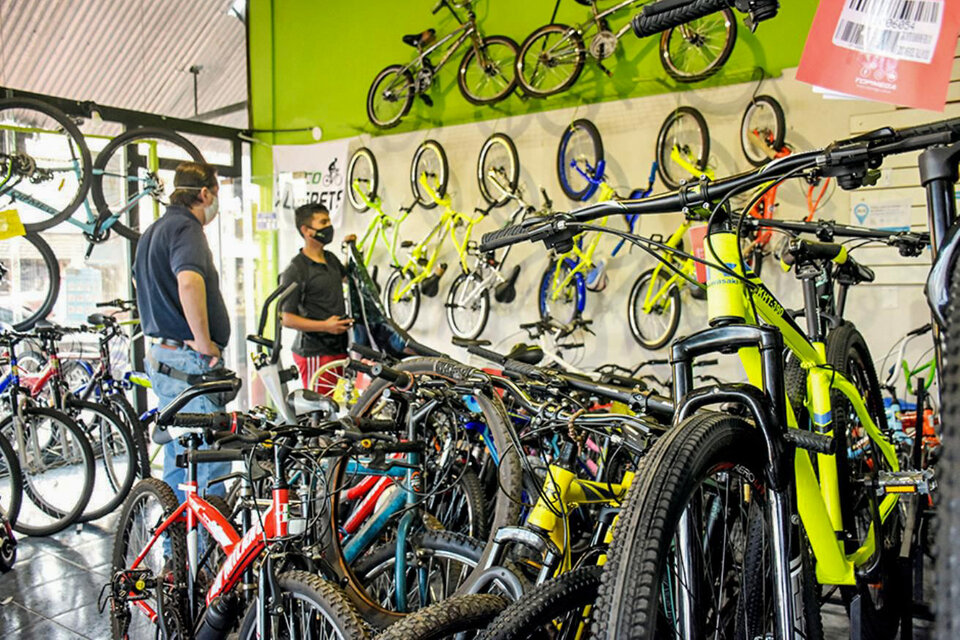 Las fábricas de bicicletas locales están inviertiendo cada vez más.