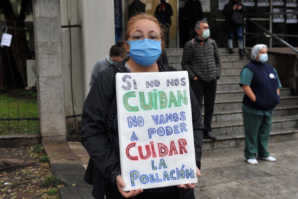 Protesta de médicos y enfermeros en el Hospital Durand (Fuente: Enrique García Medina)