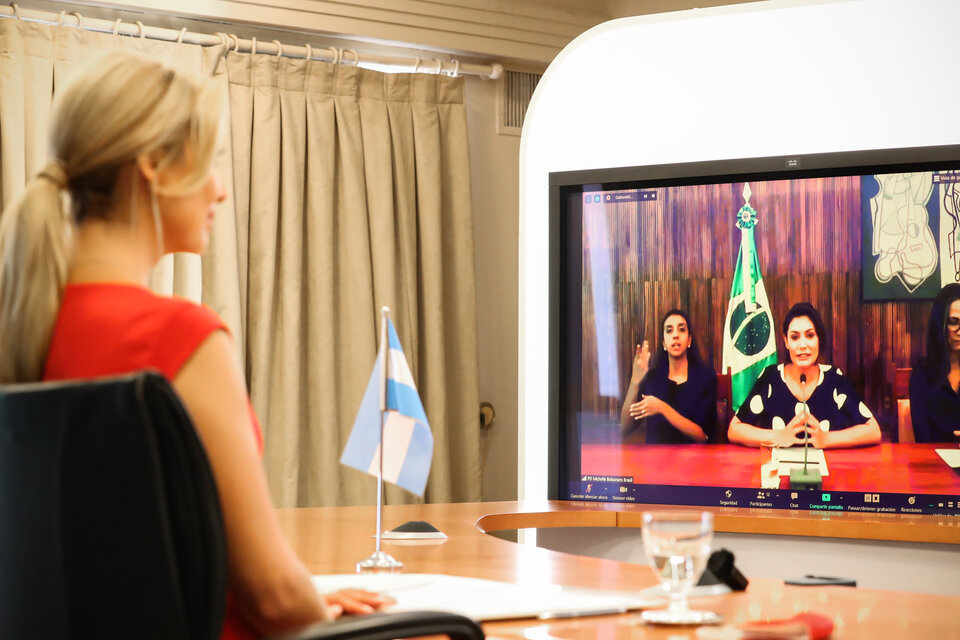 La primera dama y  coordinadora general de Alianza de Cónyuges de Jefes de Estado y Representantes, Fabiola Yáñez, se reunió con sus colegas de Brasil, Chile, Paraguay y Panamá-