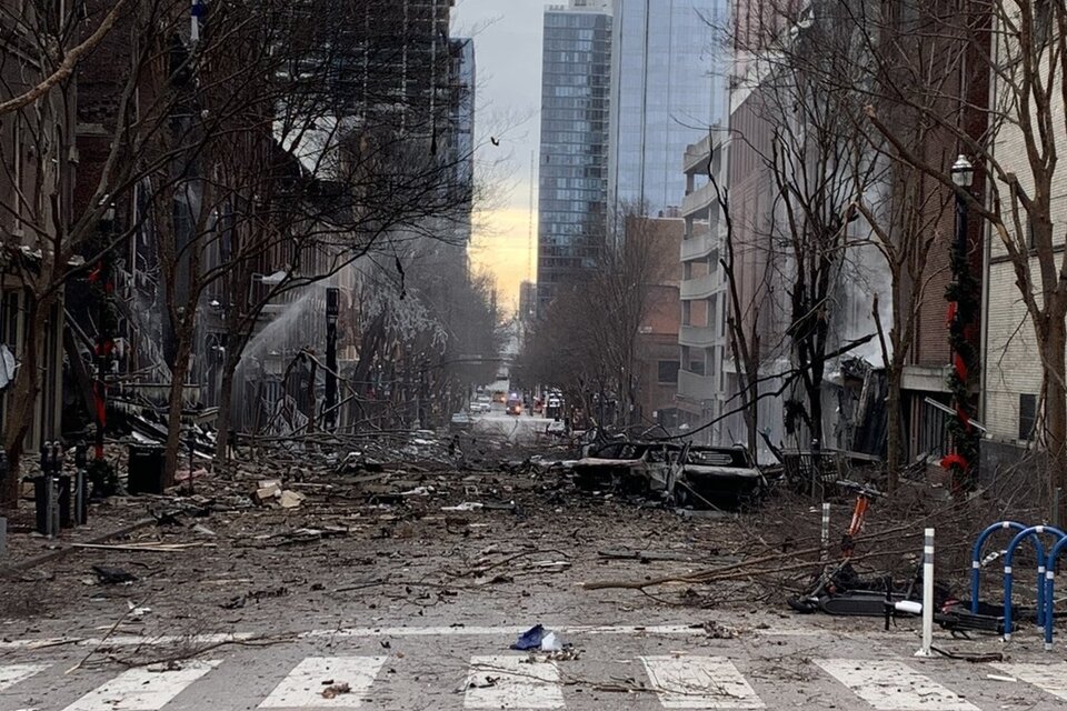La explosión dañó veinte edificios del centro de Nashville. (Fuente: AFP)