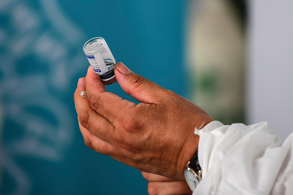 La campaña de vacunación contra el coronavirus comenzó este martes en la Argentina.