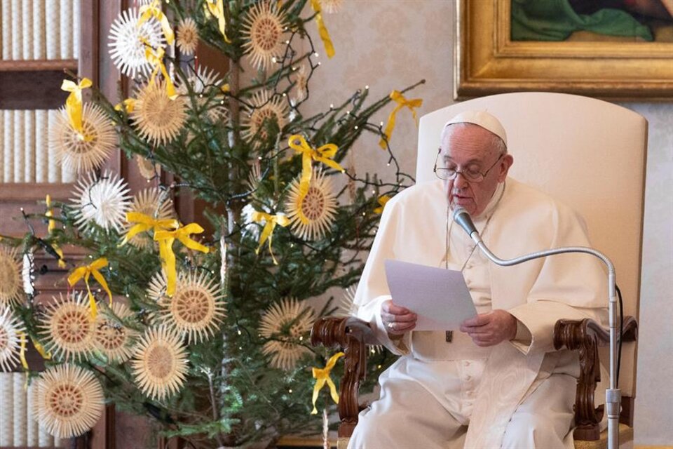 En un mensaje elíptico tras la legalización del aborto, el Papa defendió el "don de la vida". (Fuente: EFE)