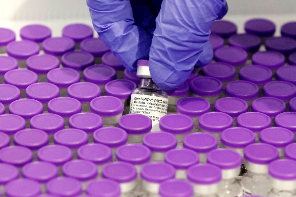 La vacuna contra el coronavirus de Pfizer-BioNTech fue aprobada por la OMS. (Fuente: AFP)