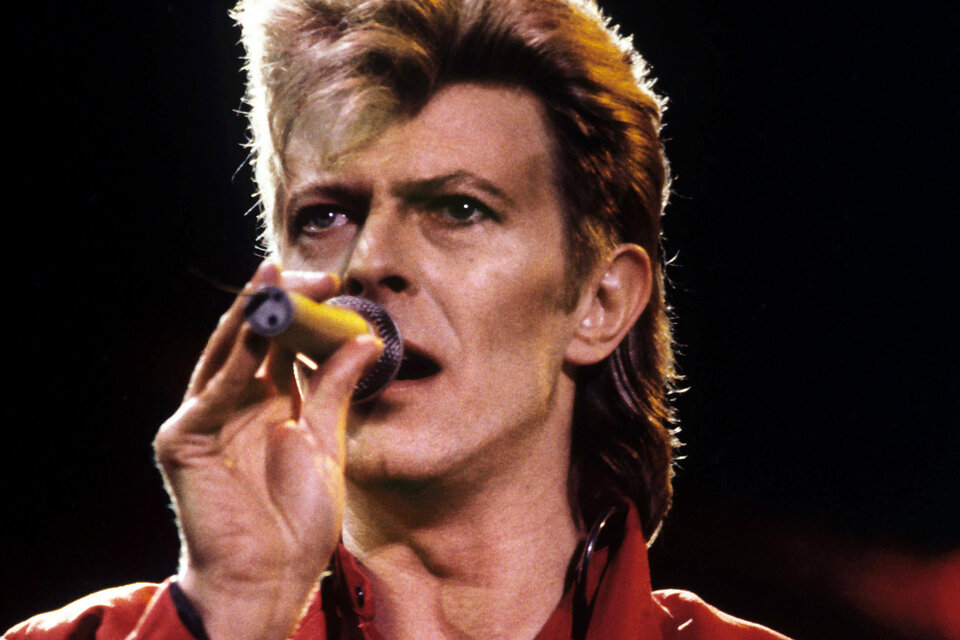 En 1947 David Robert Jones nace en Brixton, Gran Bretaña. Será universalmente conocido como David Bowie, uno de los artistás más polifacéticos de la segunda mitad del siglo XX. (Fuente: AFP)