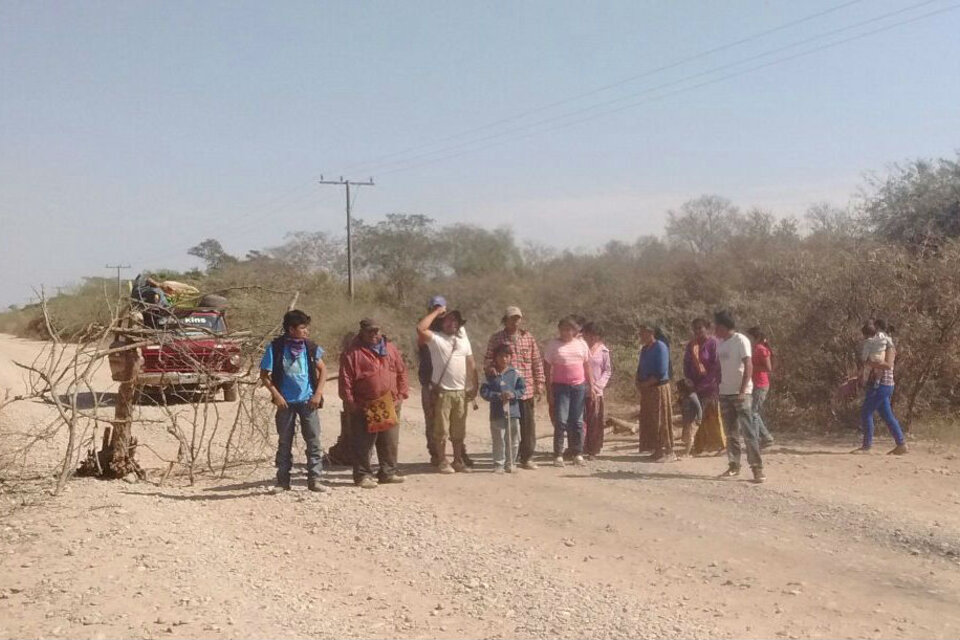 Comunidades de la ruta 53 denuncian obras que las inundan 