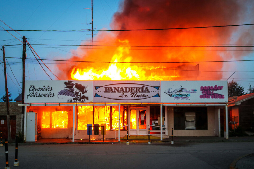 La panadería "La Unión" se incendió el sábado 23 de enero. (Fuente: Télam)