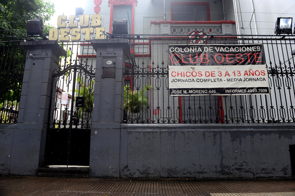 El Club Oeste de Caballito está ubicado en la avenida José María Moreno al 446. (Fuente: Télam)