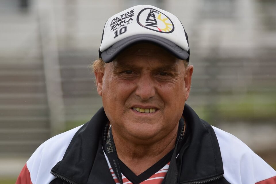 El entrenador Salvador Ragusa. (Fuente: Prensa Altos Hornos Zapla)