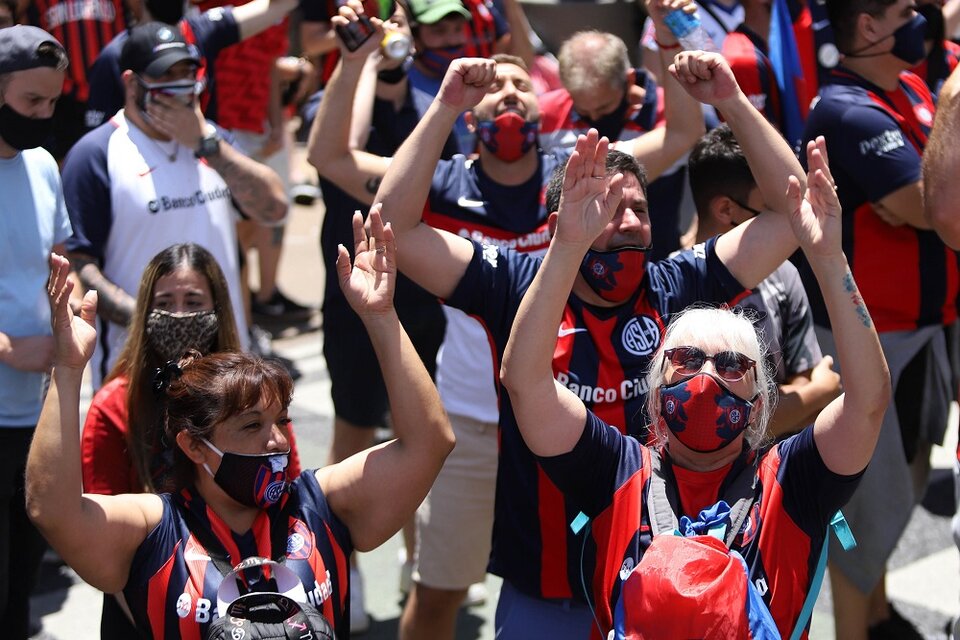 Los hinchas de San Lorenzo nunca pierden la ilusión. (Fuente: NA)