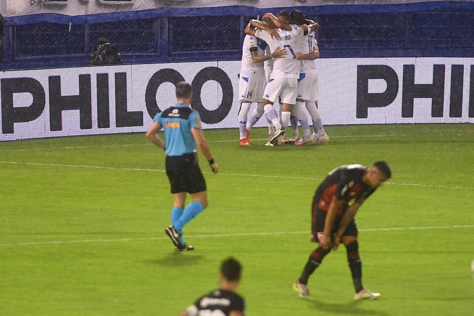 Copa de la Liga: Vélez Sarsfield venció a Newell's Old Boys (Fuente: Prensa Vélez)