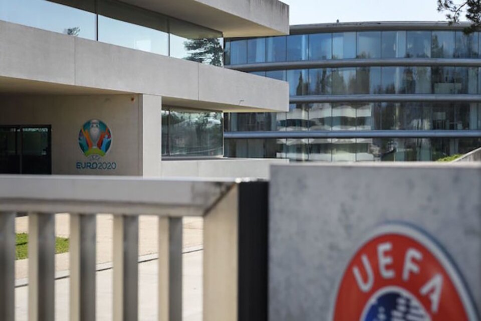 UEFA también suspendió la Champions League Juvenil. (Fuente: AFP)
