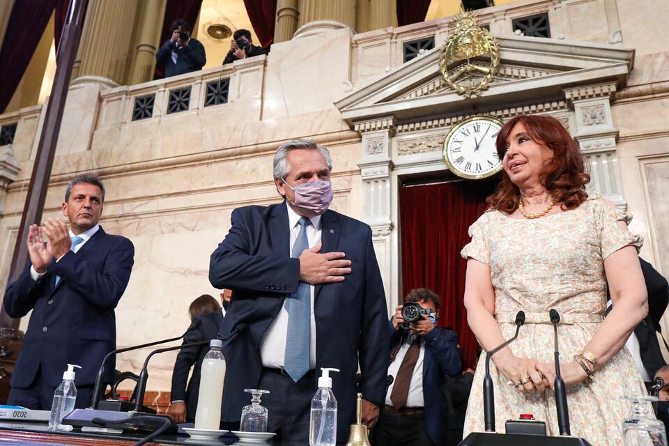 Sergio Massa, Alberto Fernández y Cristina Kirchner en el Congreso.