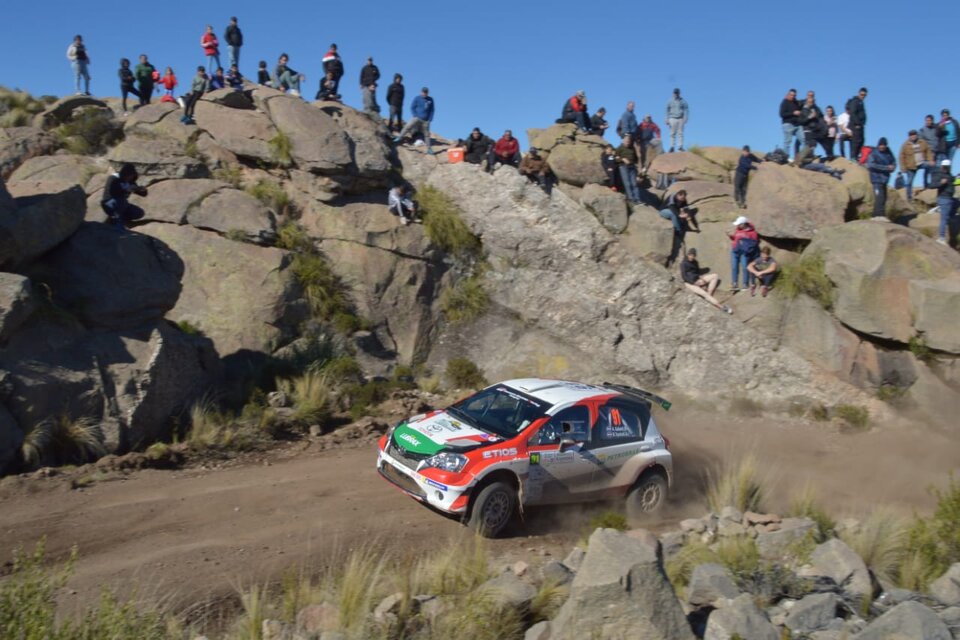 El auto del paraguayo Galanti en la 39 edición del Rally de Argentina. (Fuente: Prensa ACA / Juan Biaggini)