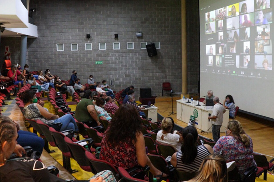 El plenario de delegados de ATE en la reunión de ayer.