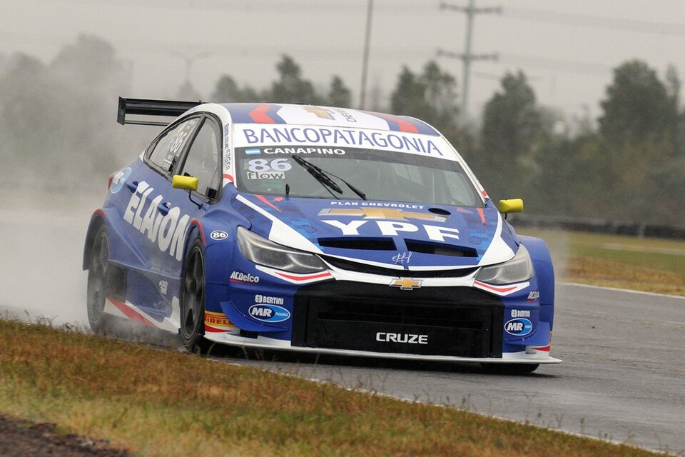 La lluvia no pudo con Canapino, que brilló en el autódromo porteño. (Fuente: Prensa Súper TC 2000)