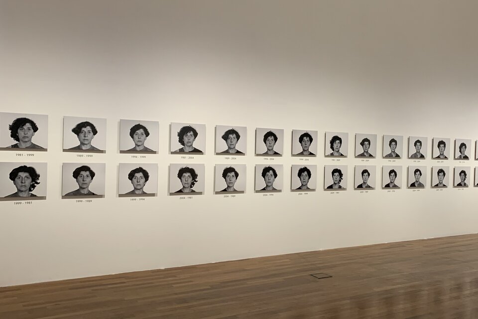 Fragmento de la instalación "Autorretrato en el tiempo", 1981-2019, de Esther Ferrer.