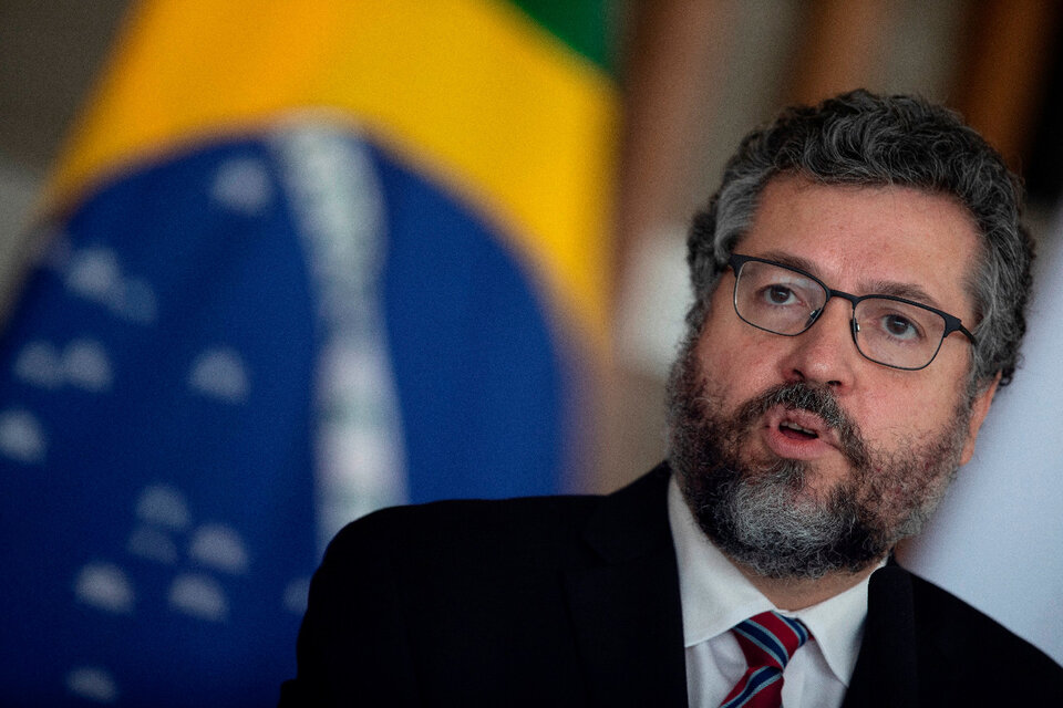 Cayó Ernesto Araújo, el canciller de Bolsonaro (Fuente: EFE)