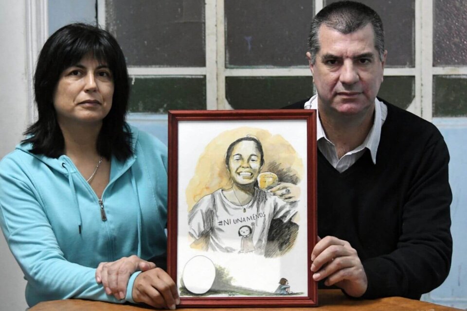 Andrea Lescano y Néstor García, madre y padre de Micaela, convocan a una campaña en redes.