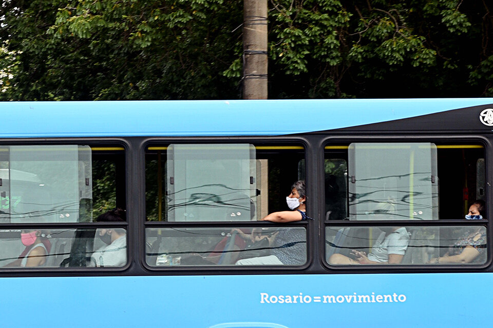 La Municipalidad de Rosario trabará las ventanillas para que no puedan cerrarse, y se mantenga la ventilación.