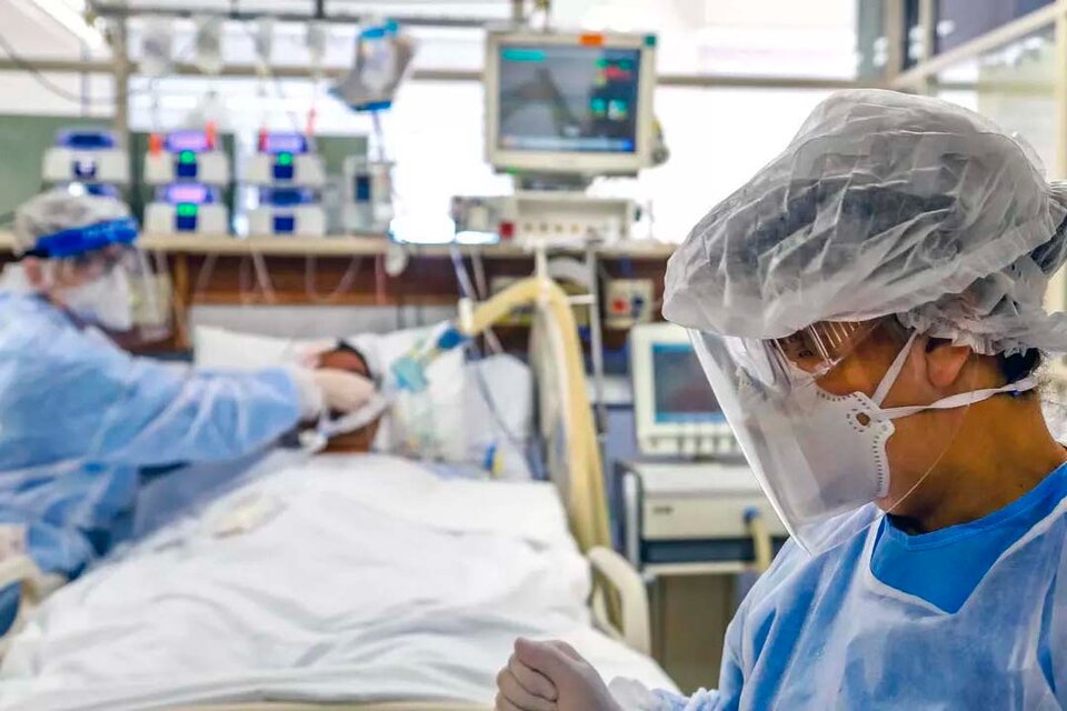 Cuidados intensivos en el Hospital de Clínicas de Porto Alegre (Fuente: AFP)